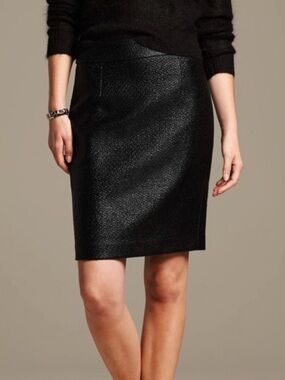 Tahari Classic Black Textured Pencil Skirt (NWOT)